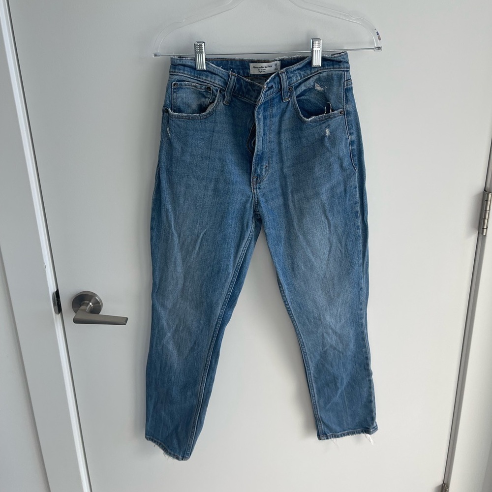 Abercombie The Skinny High Rise Jeans